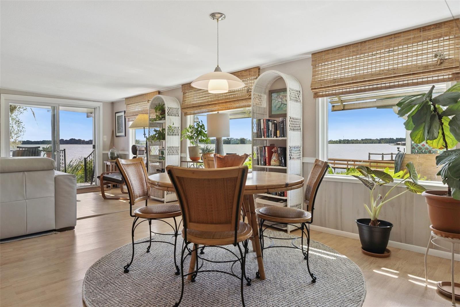 TAVARES, TAVARES HOMEOWNERS INC - Residential