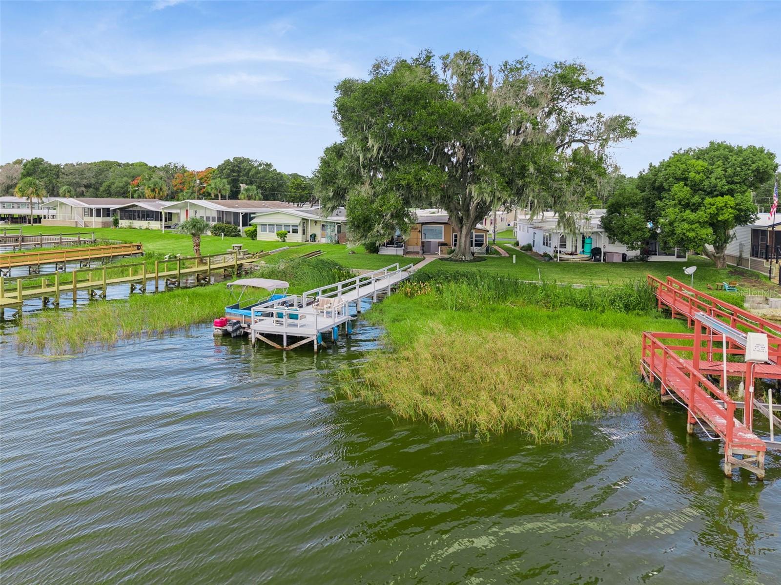 TAVARES, TAVARES HOMEOWNERS INC - Residential