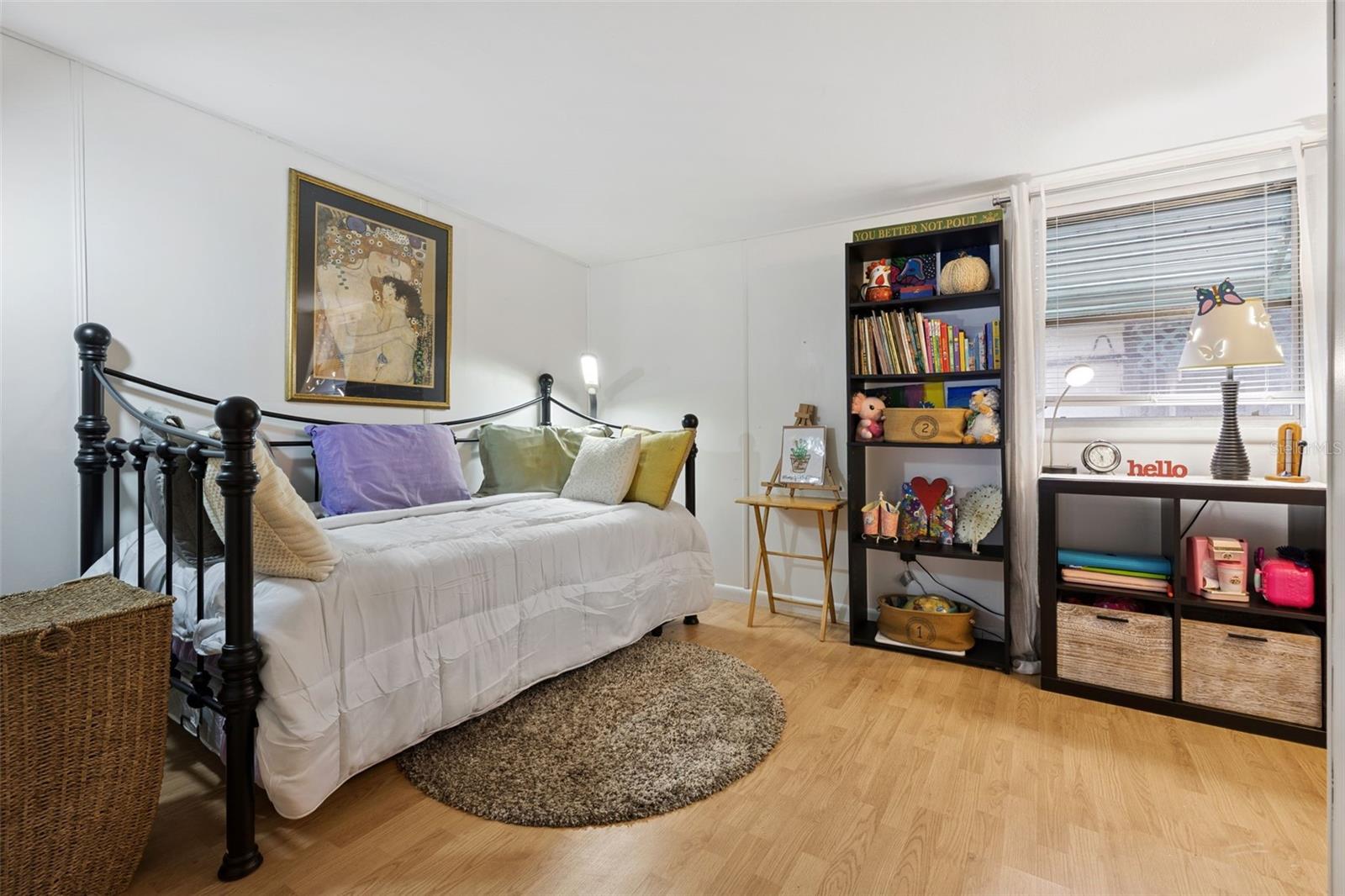 TAVARES, TAVARES HOMEOWNERS INC - Residential