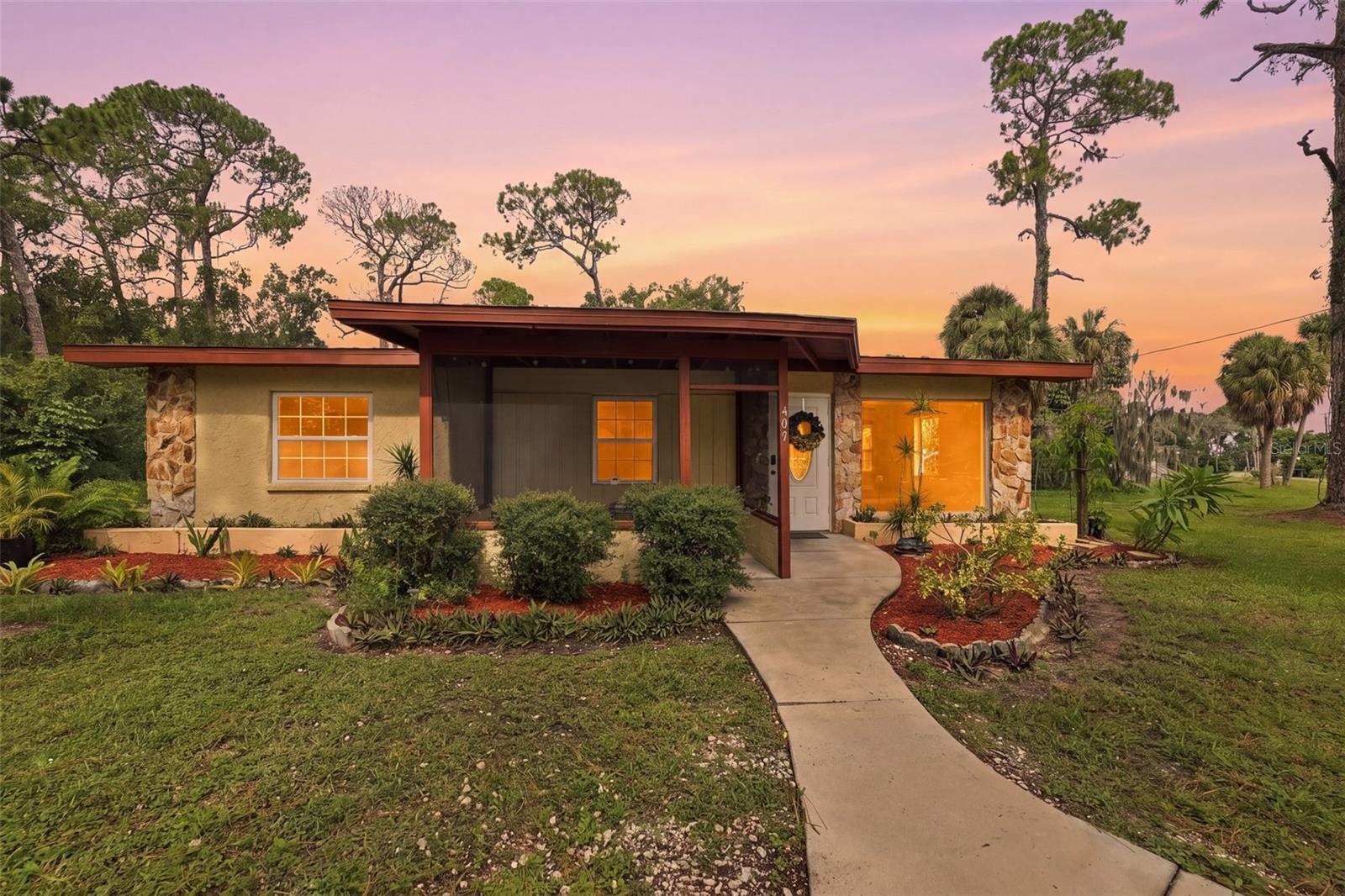 407 7TH STREET SW, RUSKIN, FL, 33570 3 407 7TH STREET SW