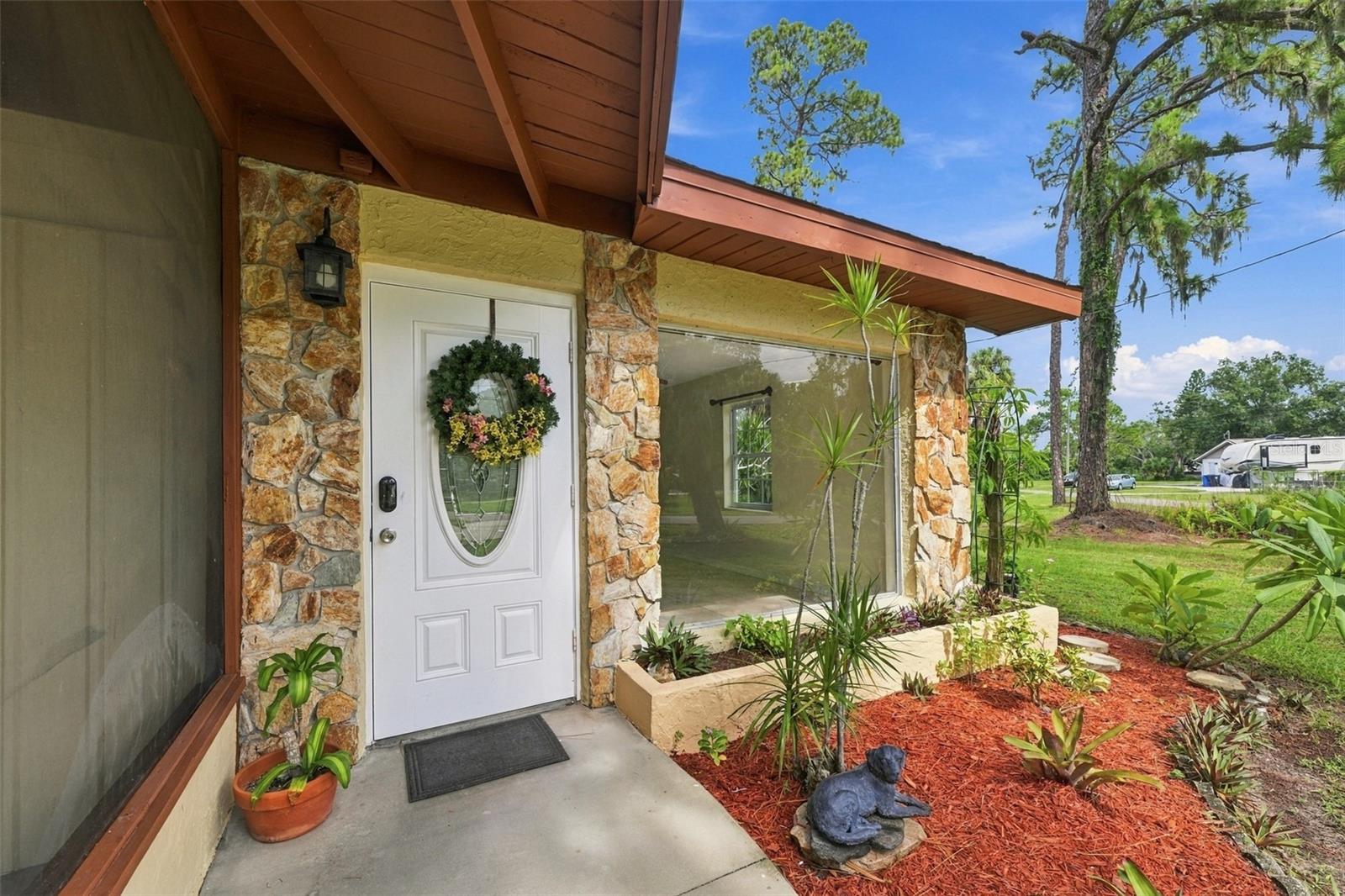 407 7TH STREET SW, RUSKIN, FL, 33570 1 407 7TH STREET SW
