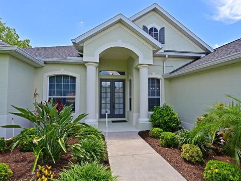 A home in PARRISH