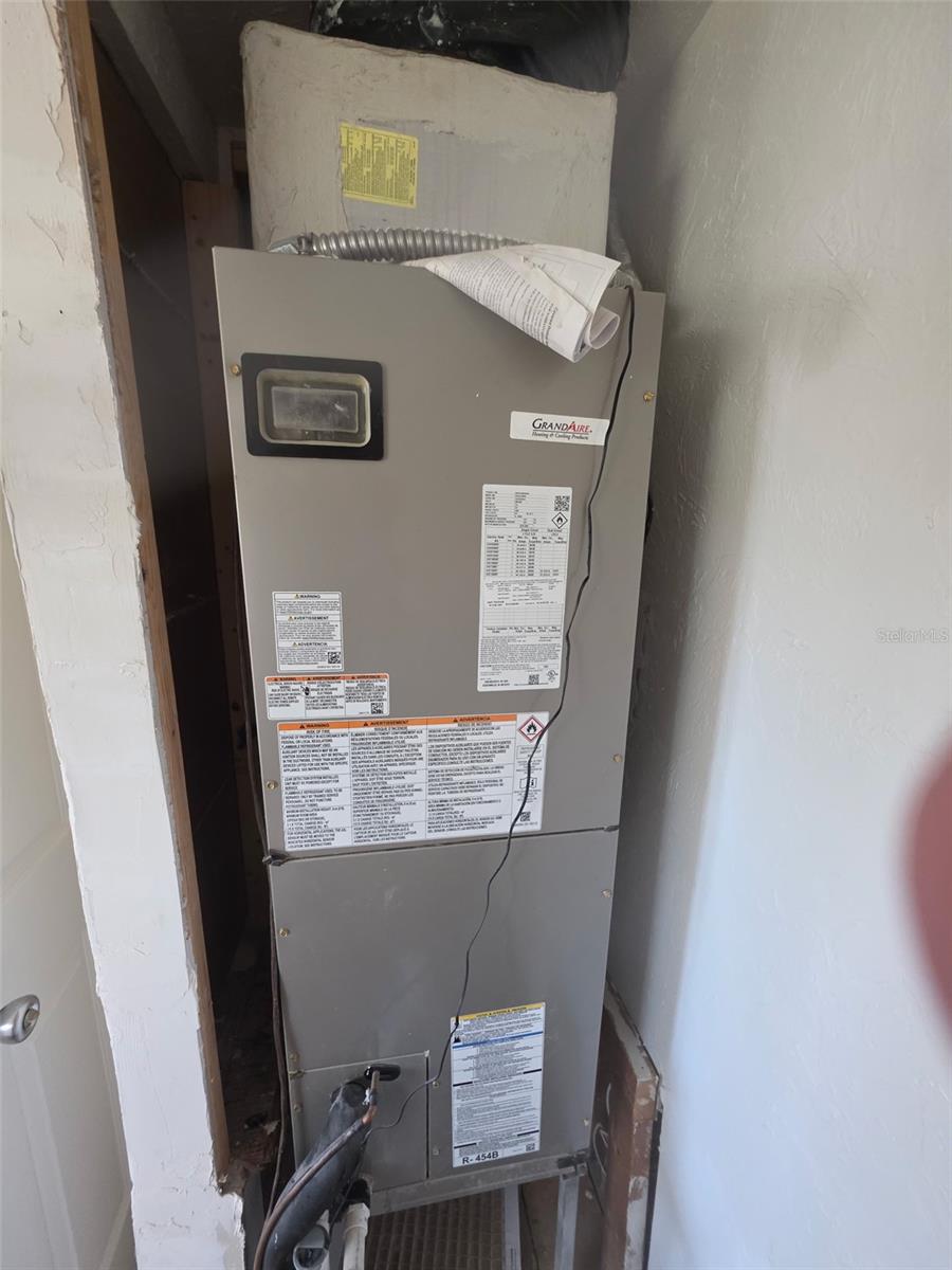 NOKOMIS MANOR NATURES PARK - Residential