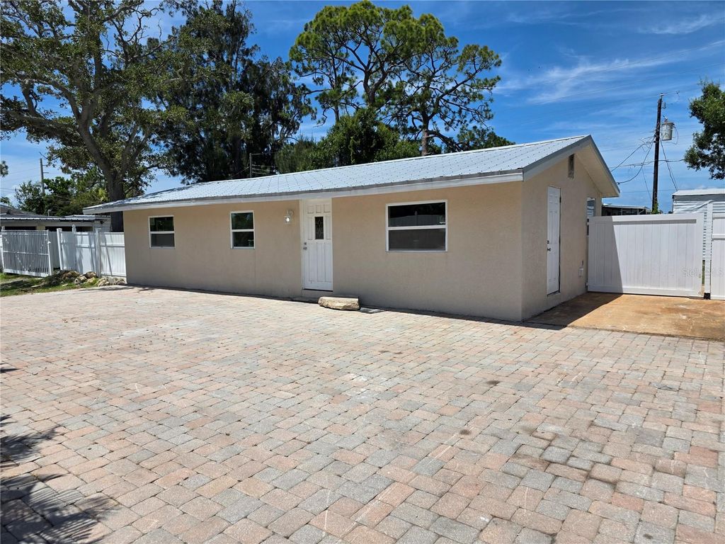 Photo of 503 Olive Avenue, Nokomis, FL 34275 (MLS # A4679258)