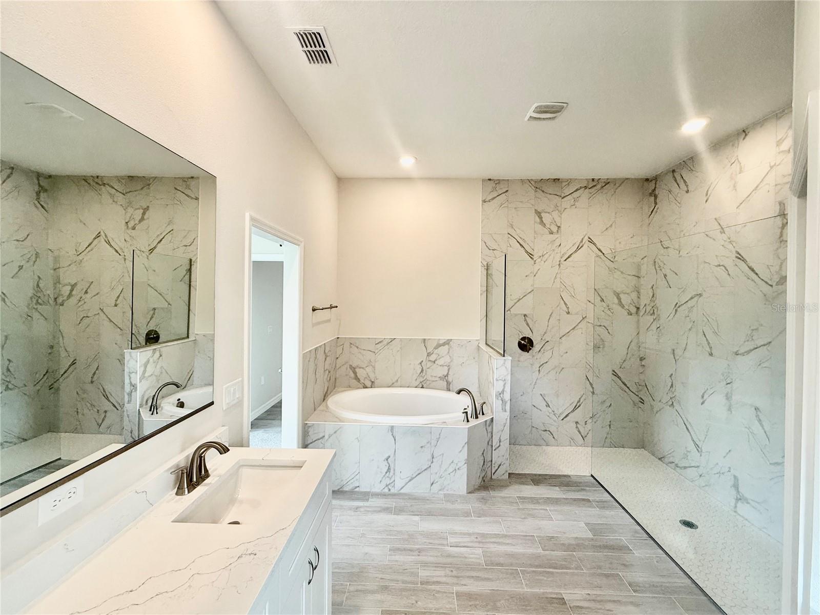 ROYAL TRAILS UNIT #1 - Residential