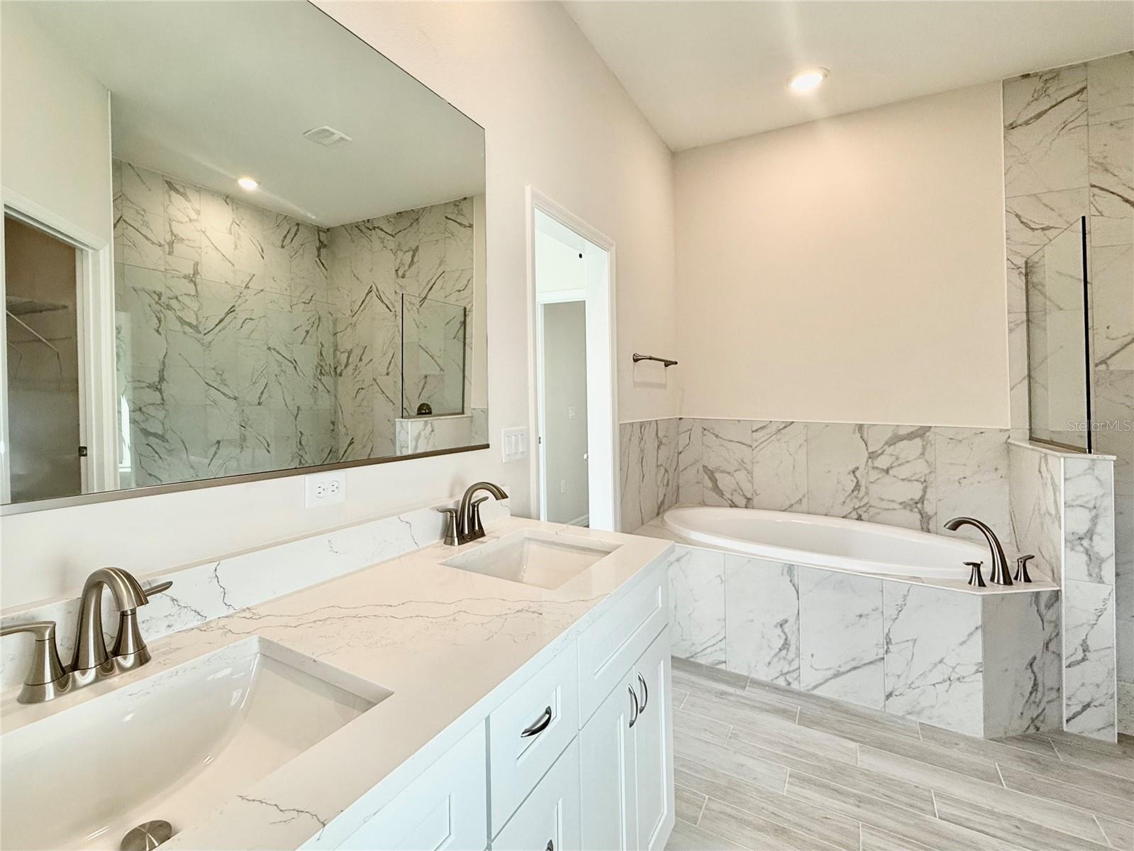 ROYAL TRAILS UNIT #1 - Residential