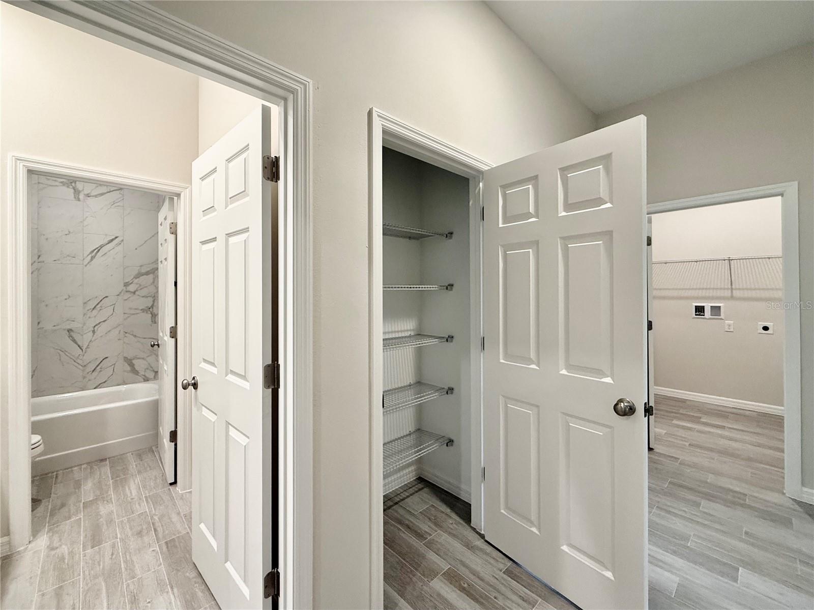 ROYAL TRAILS UNIT #1 - Residential