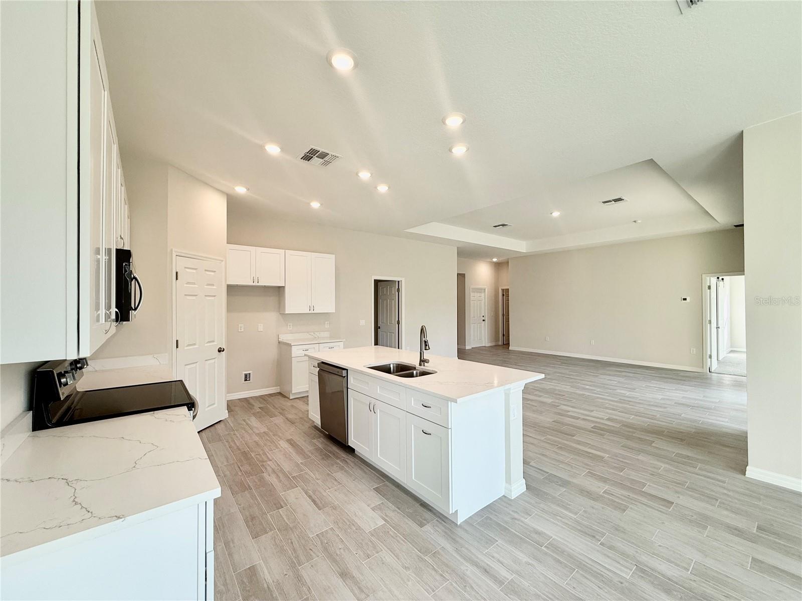 ROYAL TRAILS UNIT #1 - Residential