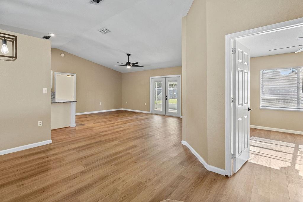 SAWMILL PH 03 - Residential