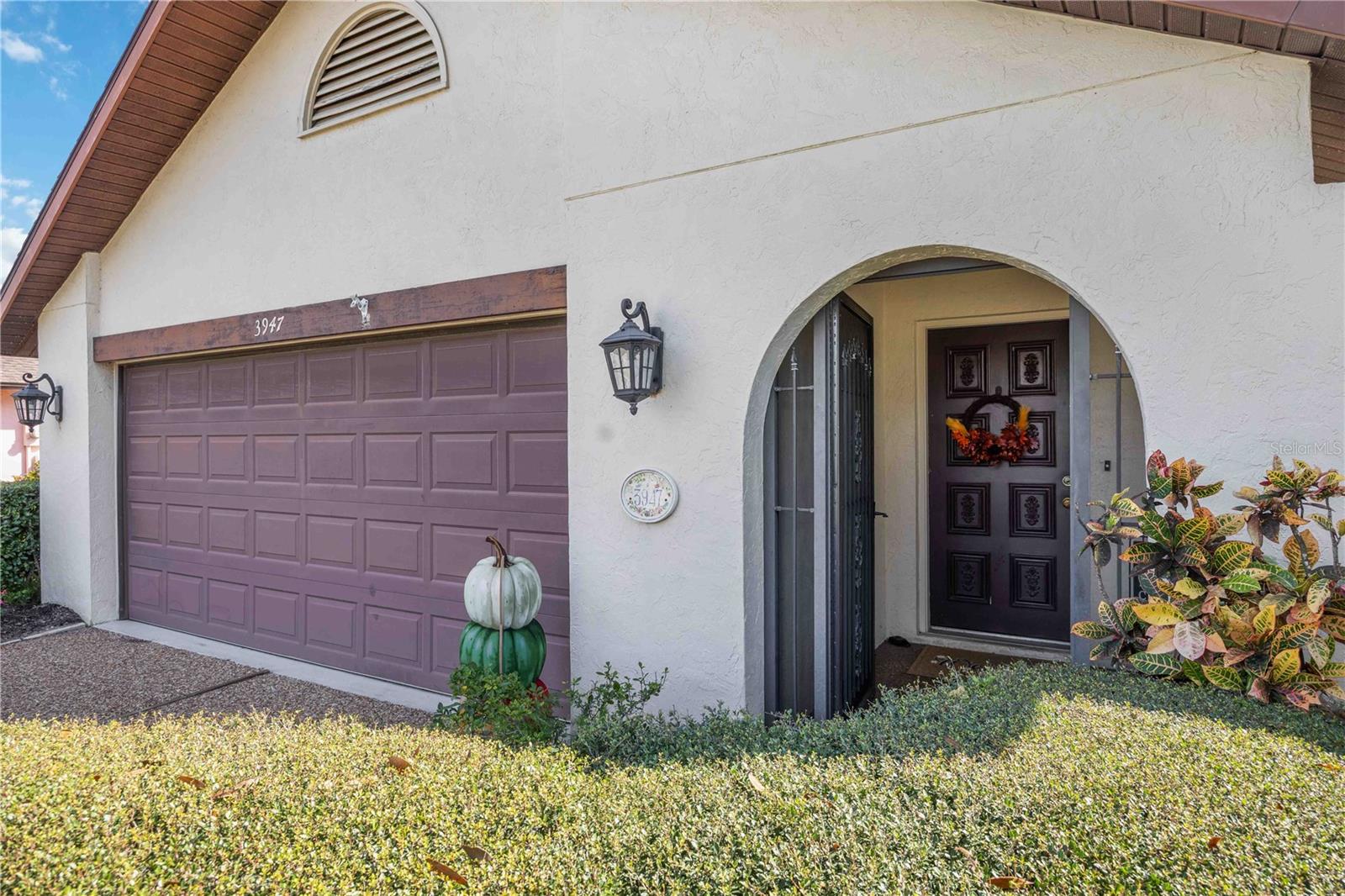 3947 COUNTRY VIEW DRIVE