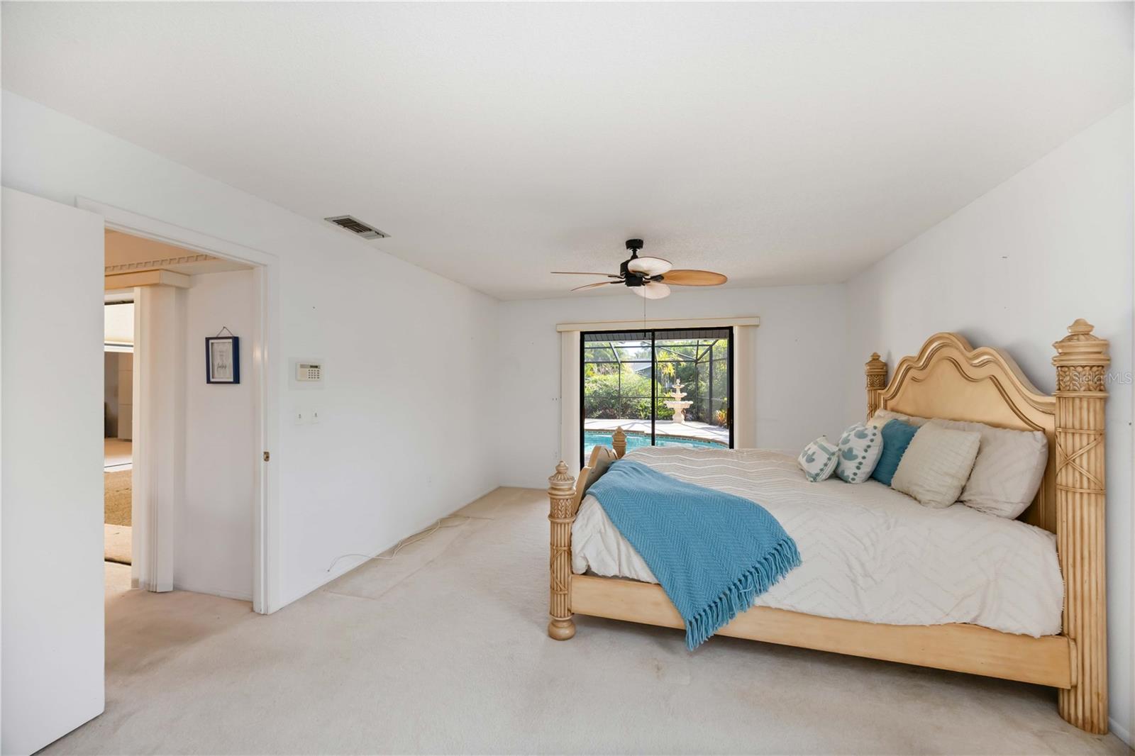 COUNTRY PLACE - Residential