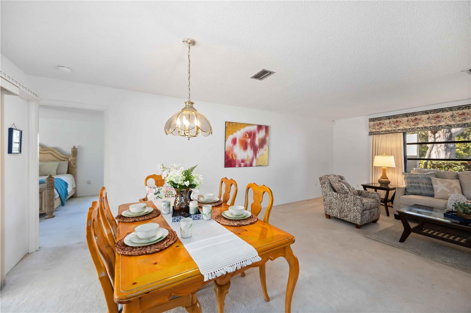 COUNTRY PLACE - Residential