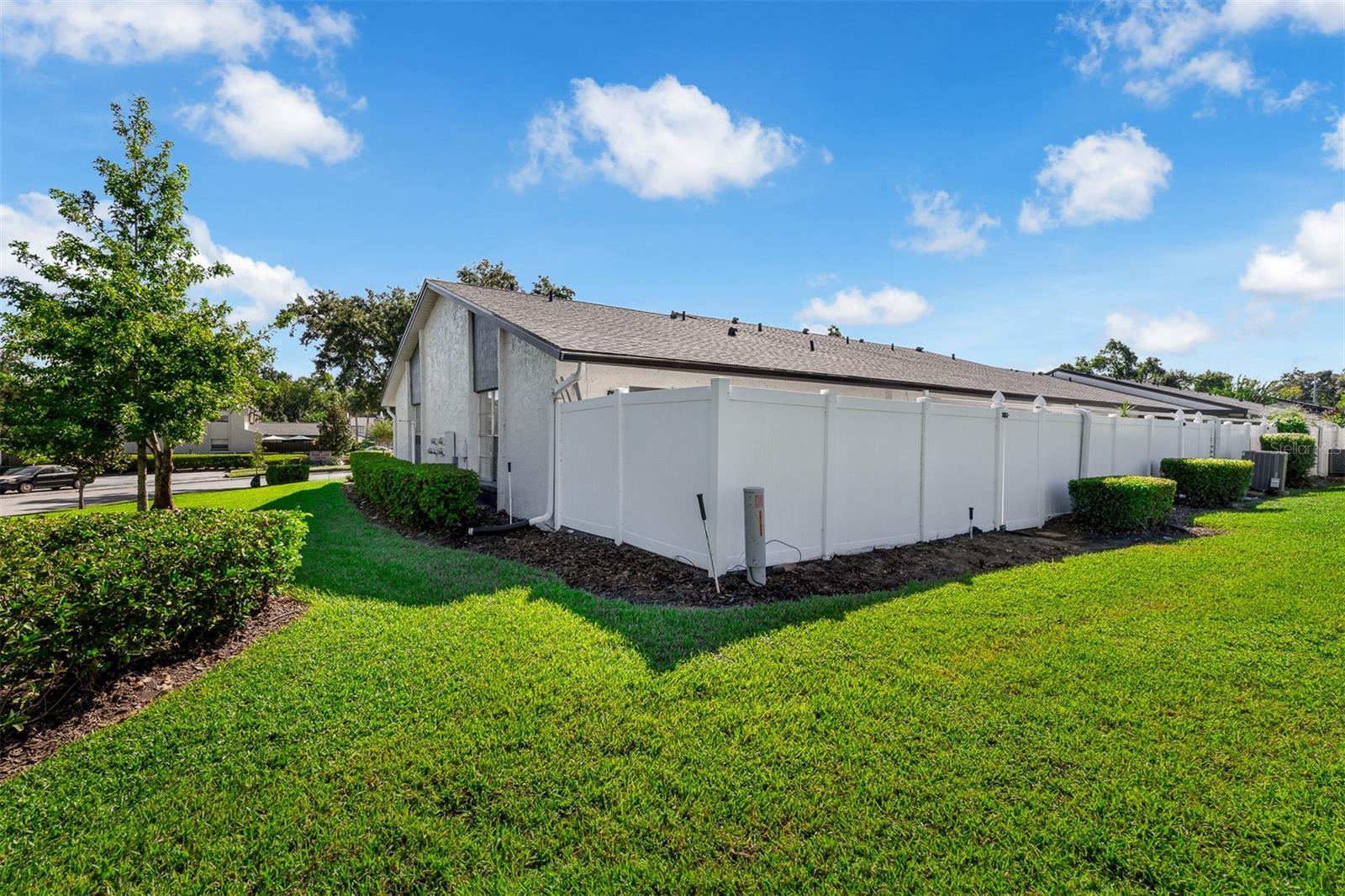 PARK LAKE VILLAS CONDO - Residential