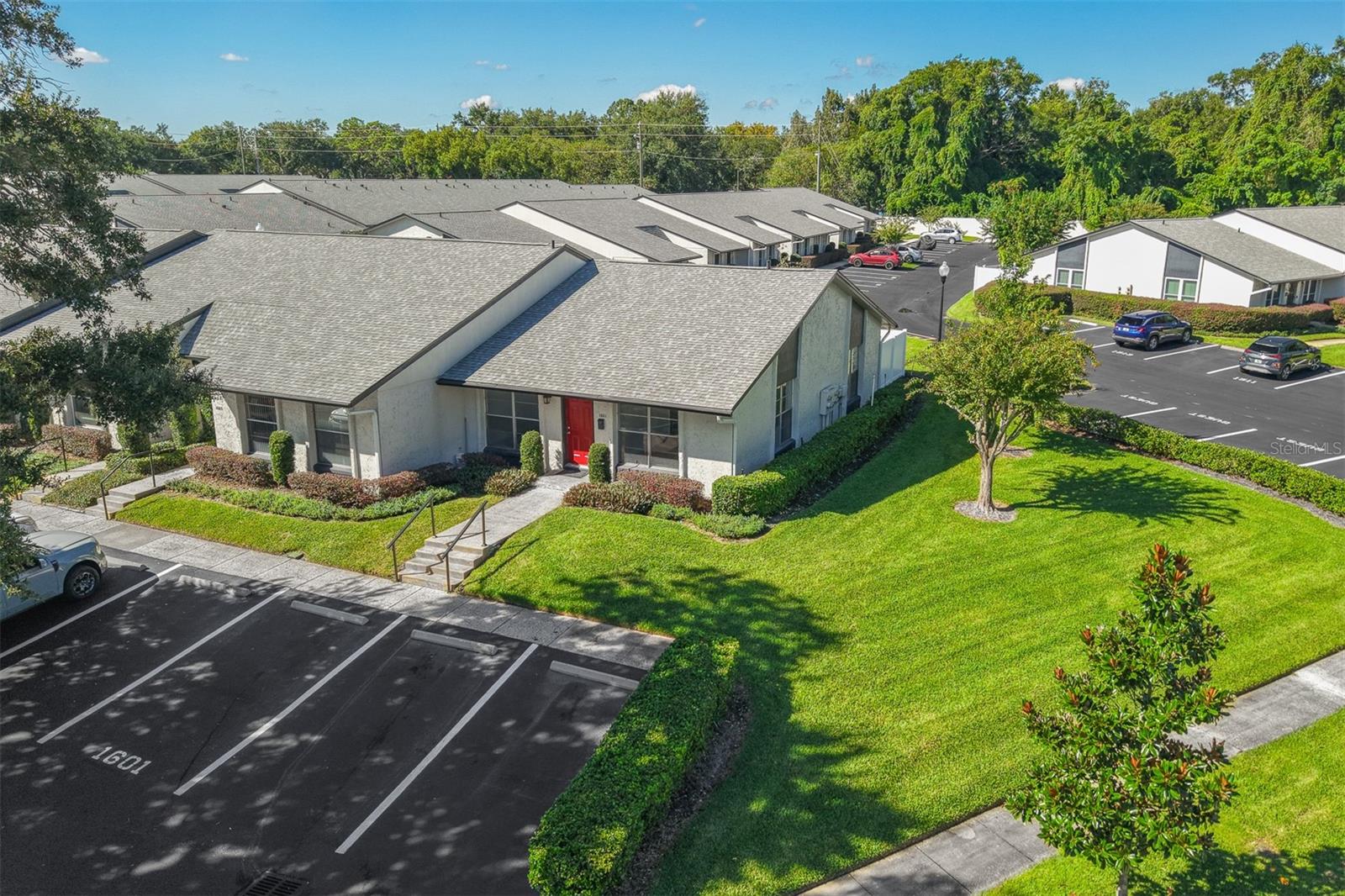 PARK LAKE VILLAS CONDO - Residential