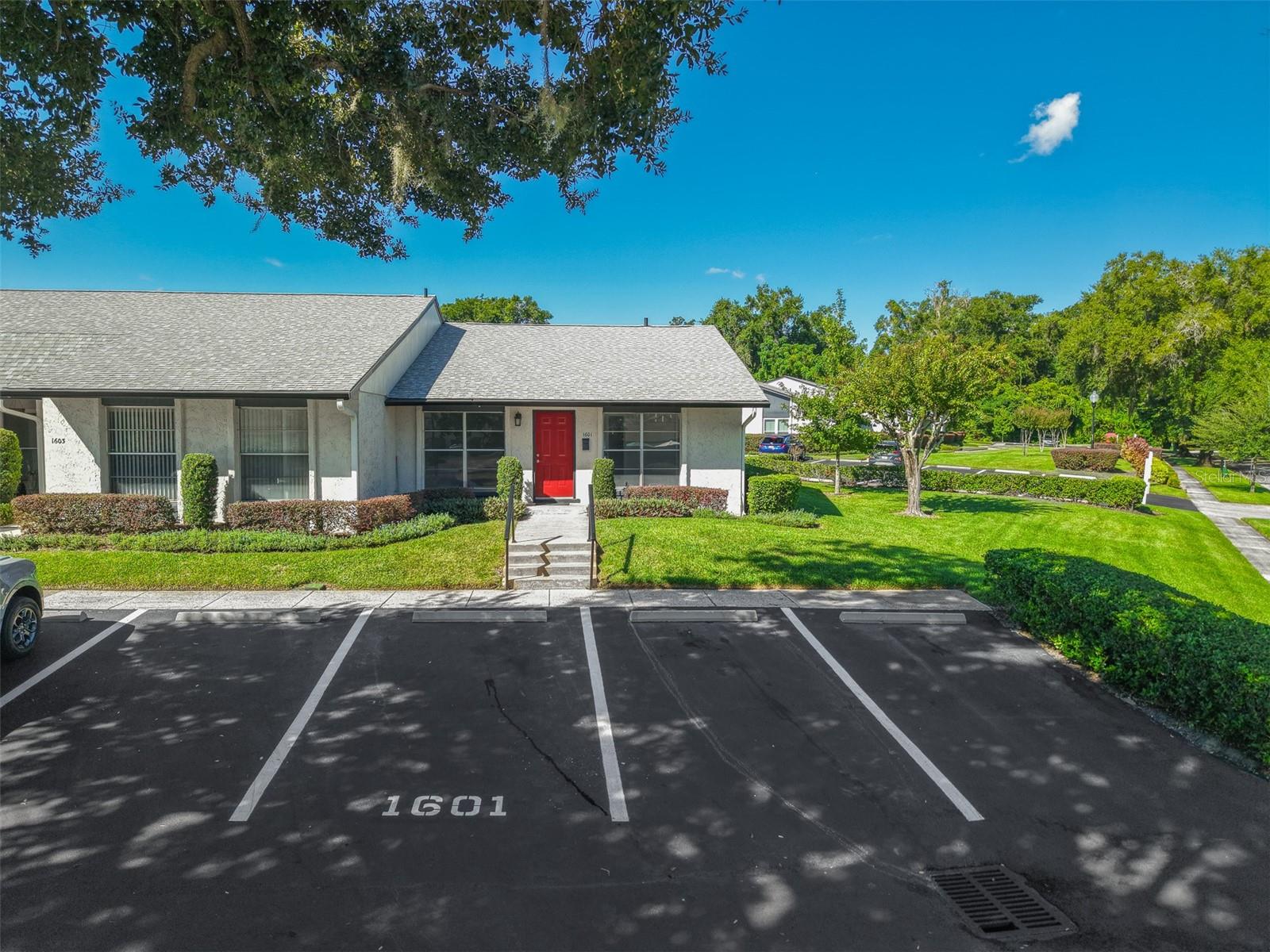 PARK LAKE VILLAS CONDO - Residential