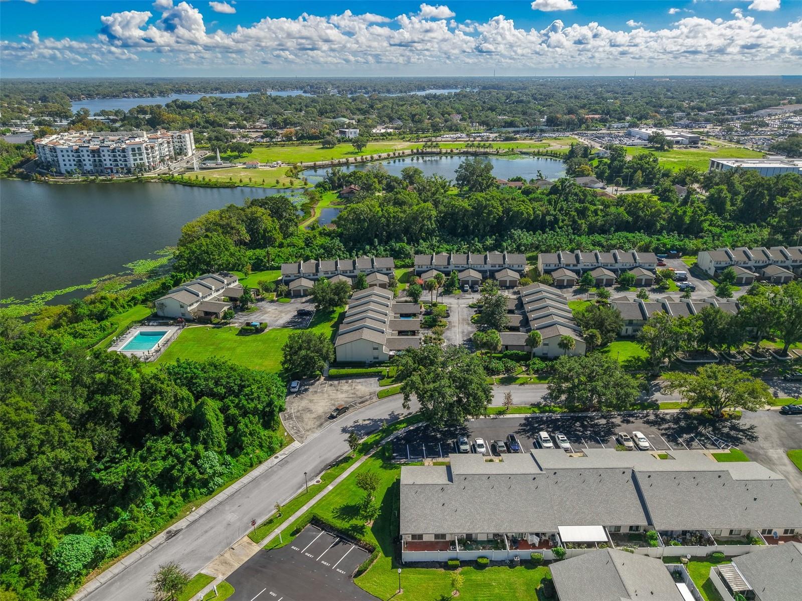 PARK LAKE VILLAS CONDO - Residential