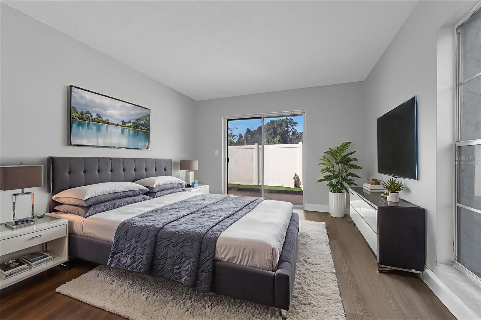 PARK LAKE VILLAS CONDO - Residential