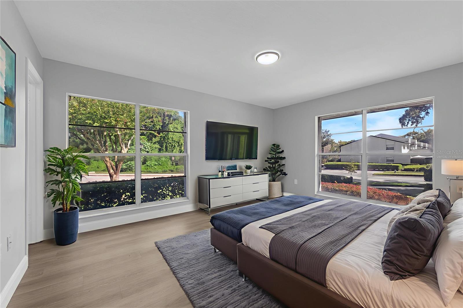 PARK LAKE VILLAS CONDO - Residential