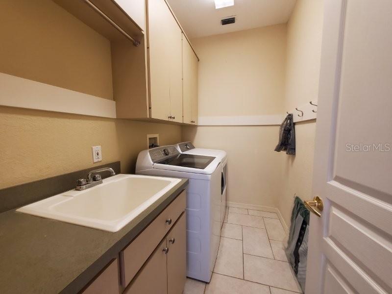 PUNTA GORDA ISLES SEC 11 - Residential Lease