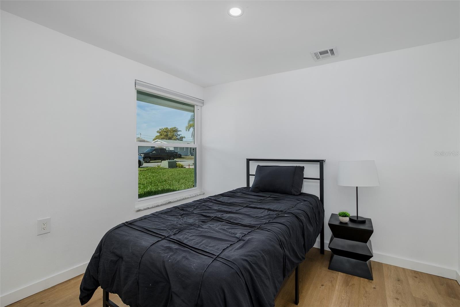 FOREST HILLS - Residential