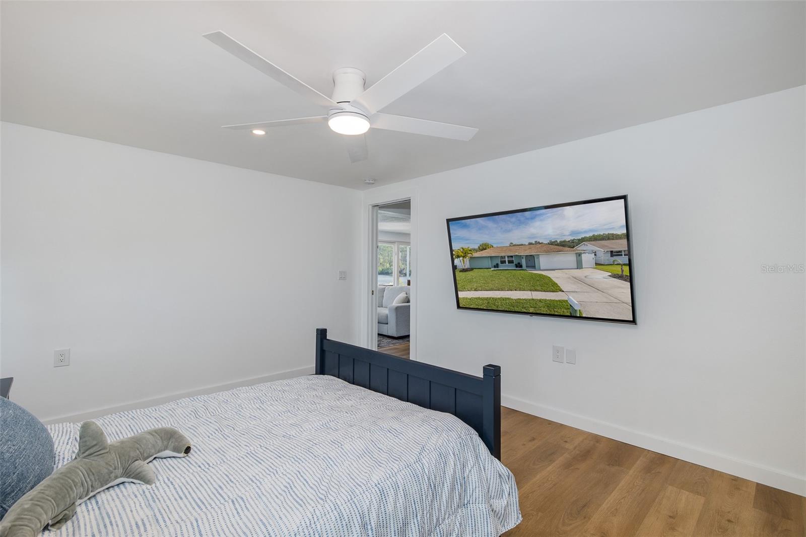 FOREST HILLS - Residential