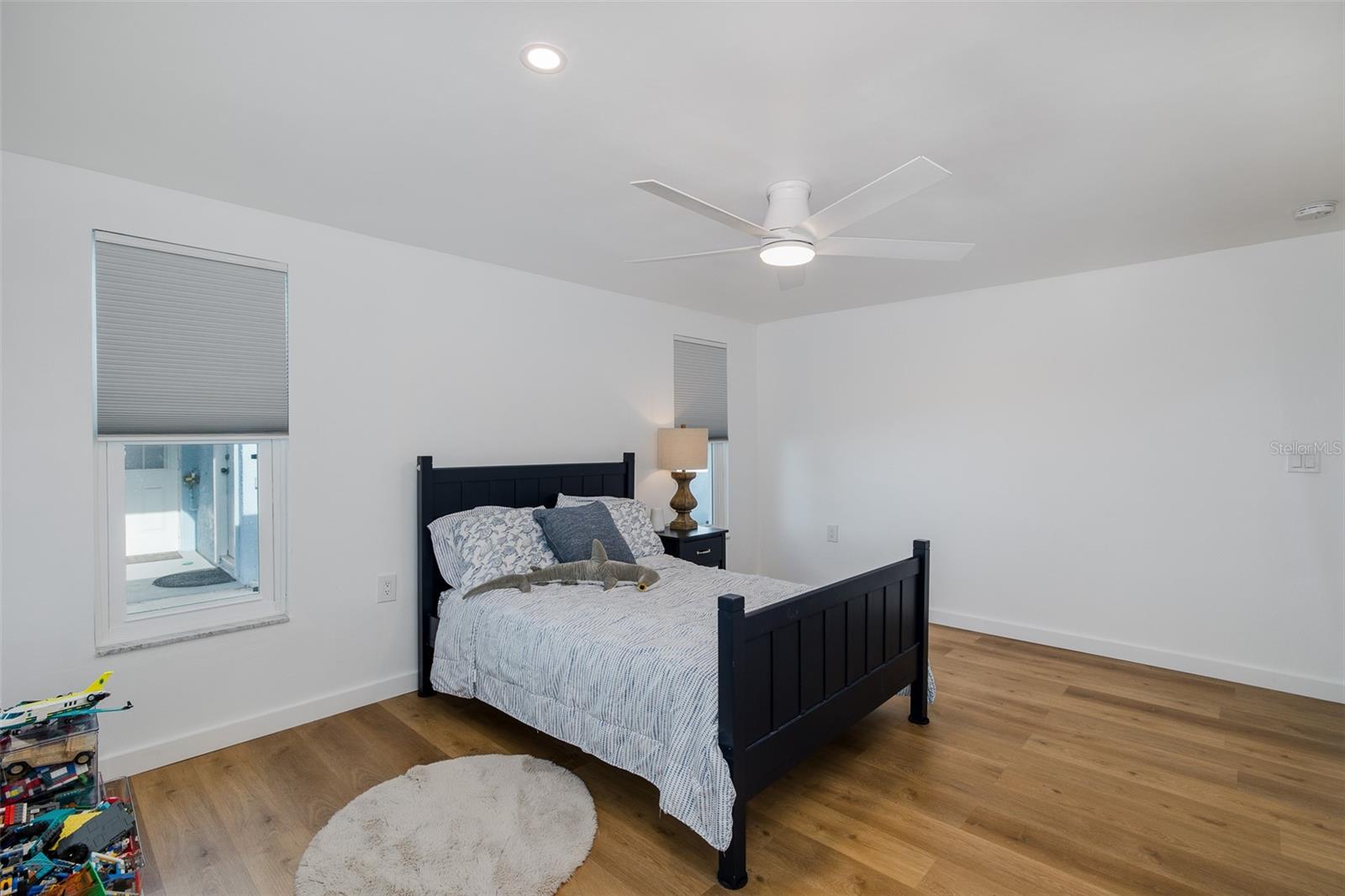 FOREST HILLS - Residential