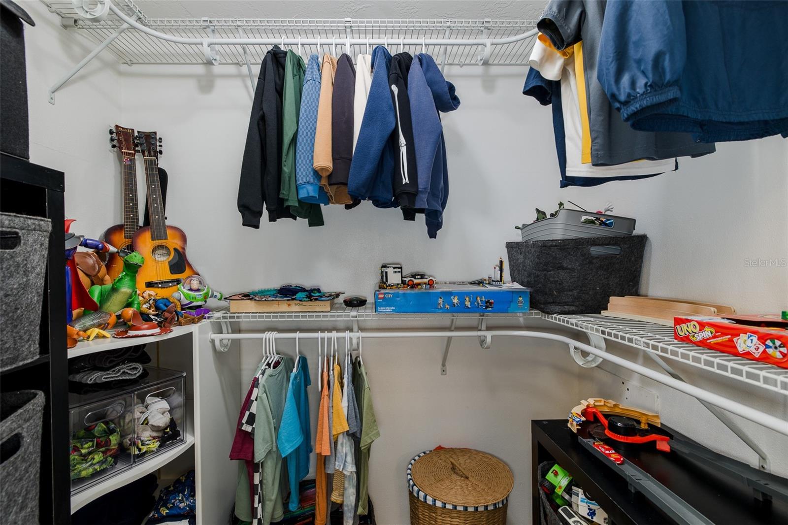 FOREST HILLS - Residential