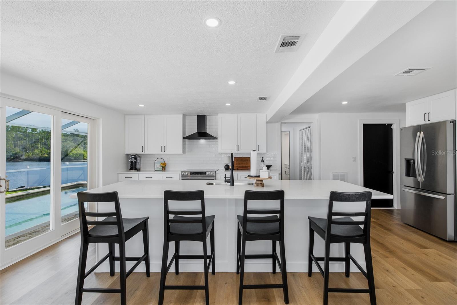 FOREST HILLS - Residential