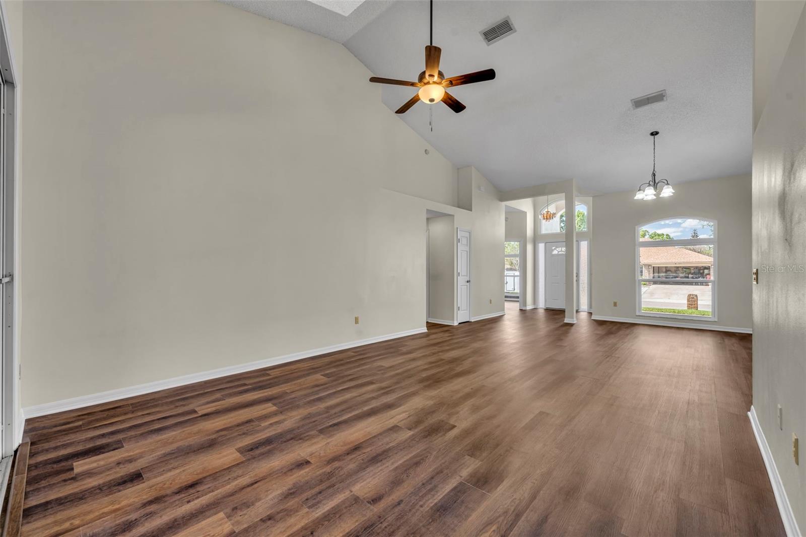 BENTLEY WOODS - Residential Lease