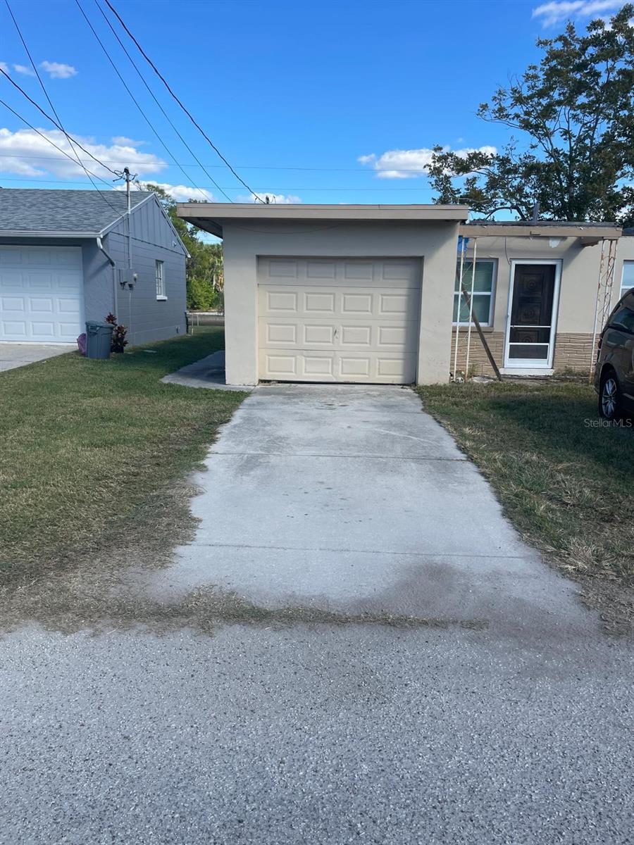 HUDSON BEACH ESTATES - Residential