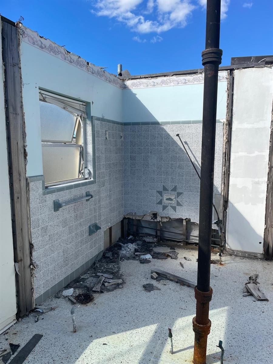 HUDSON BEACH ESTATES - Residential