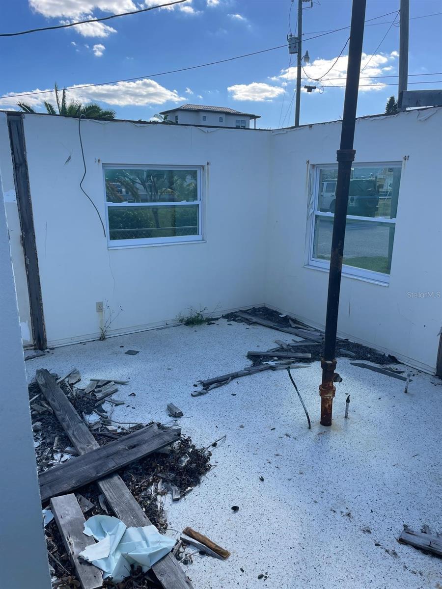 HUDSON BEACH ESTATES - Residential