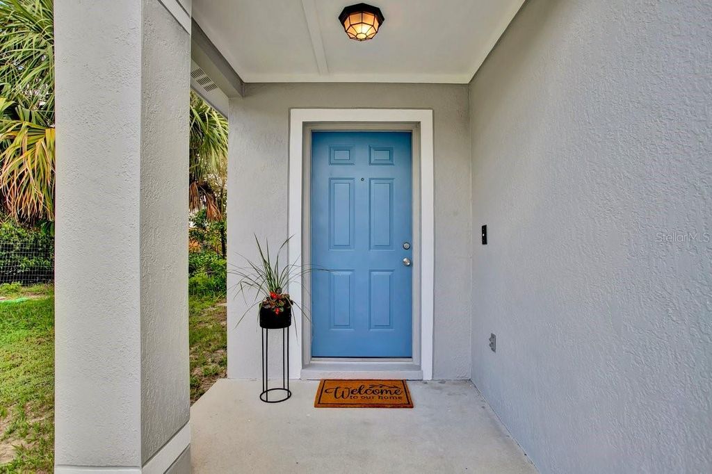 Photo of 1706 Erin Brooke Drive, Valrico, FL 33594 (MLS # TB8400892)