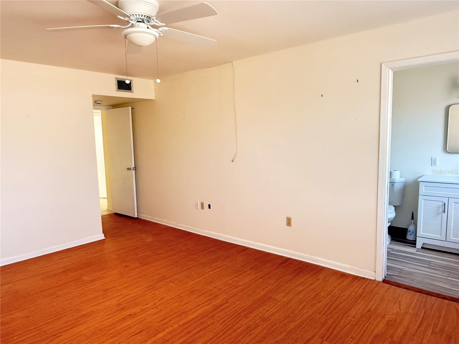 DEL WEBBS SUN CITY FLORIDA UNIT 02 - Residential Lease