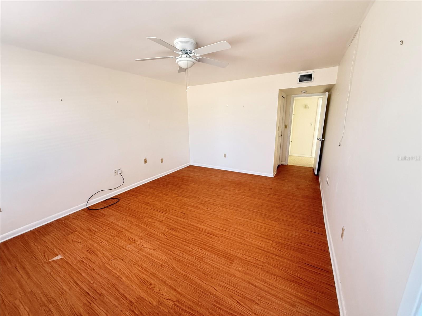 DEL WEBBS SUN CITY FLORIDA UNIT 02 - Residential Lease