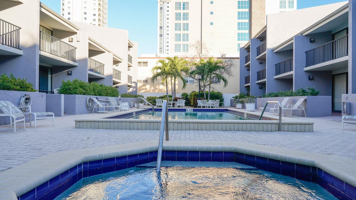 FAREHAM SQUARE CONDO - Residential