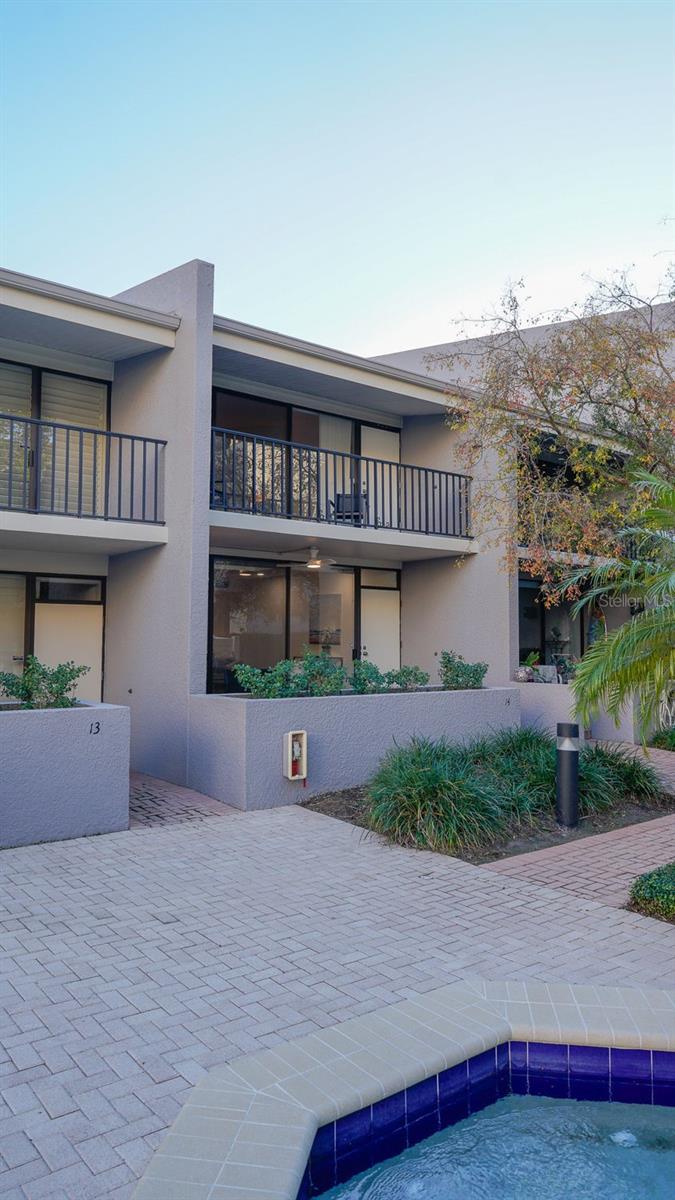 FAREHAM SQUARE CONDO - Residential