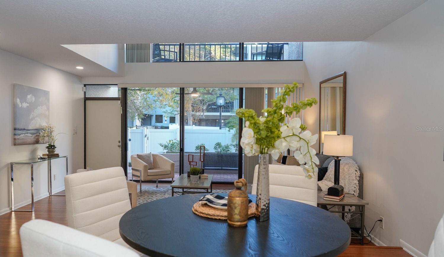 FAREHAM SQUARE CONDO - Residential