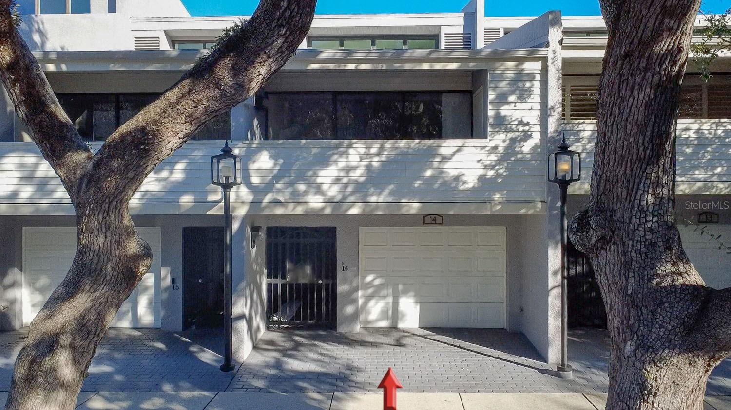 FAREHAM SQUARE CONDO - Residential