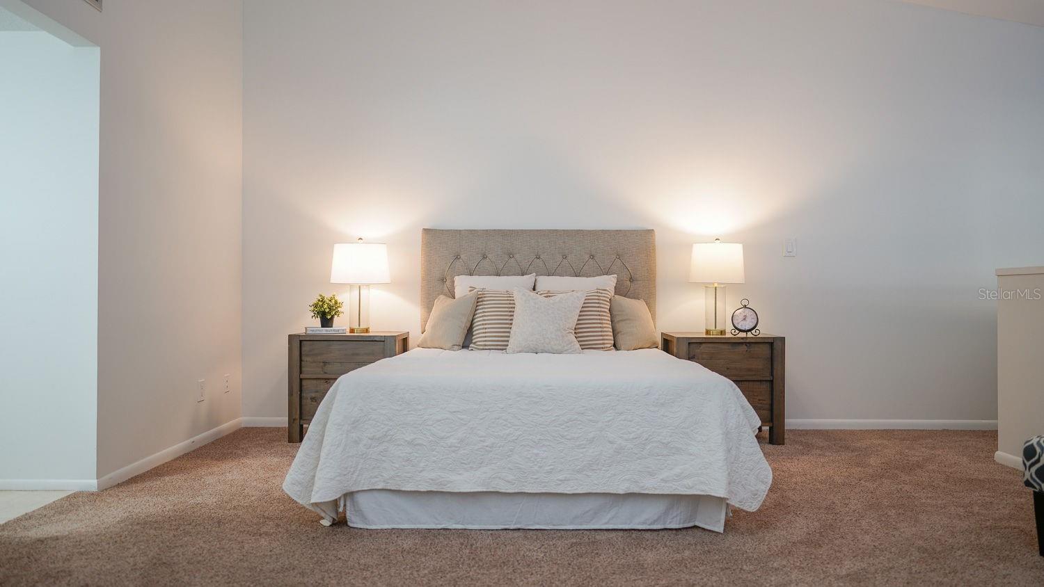 FAREHAM SQUARE CONDO - Residential