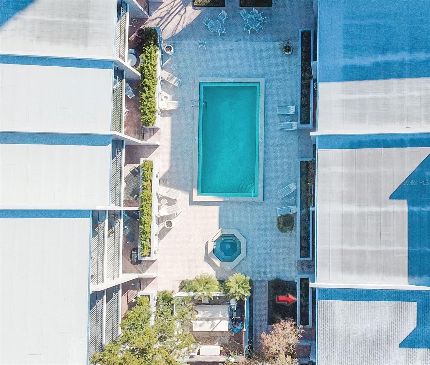 FAREHAM SQUARE CONDO - Residential