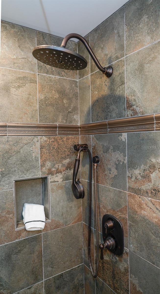 FAREHAM SQUARE CONDO - Residential