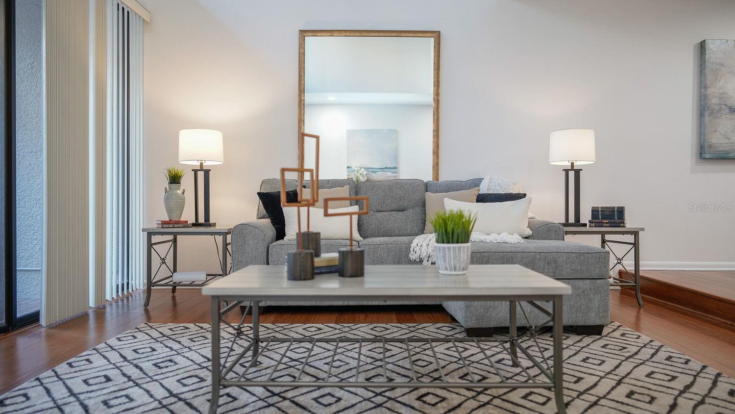 FAREHAM SQUARE CONDO - Residential