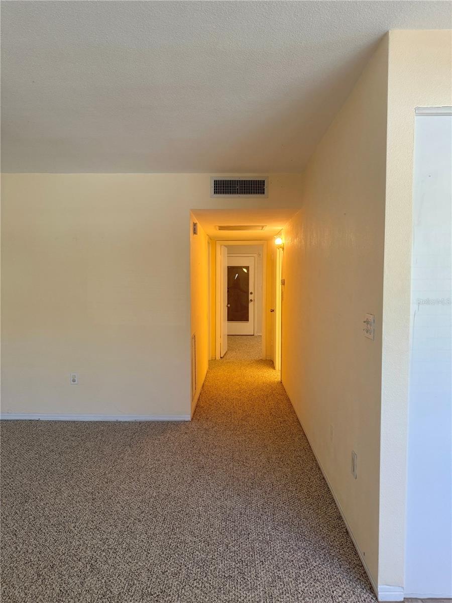 SEMINOLE GARDEN APTS CO-OP - Residential Lease