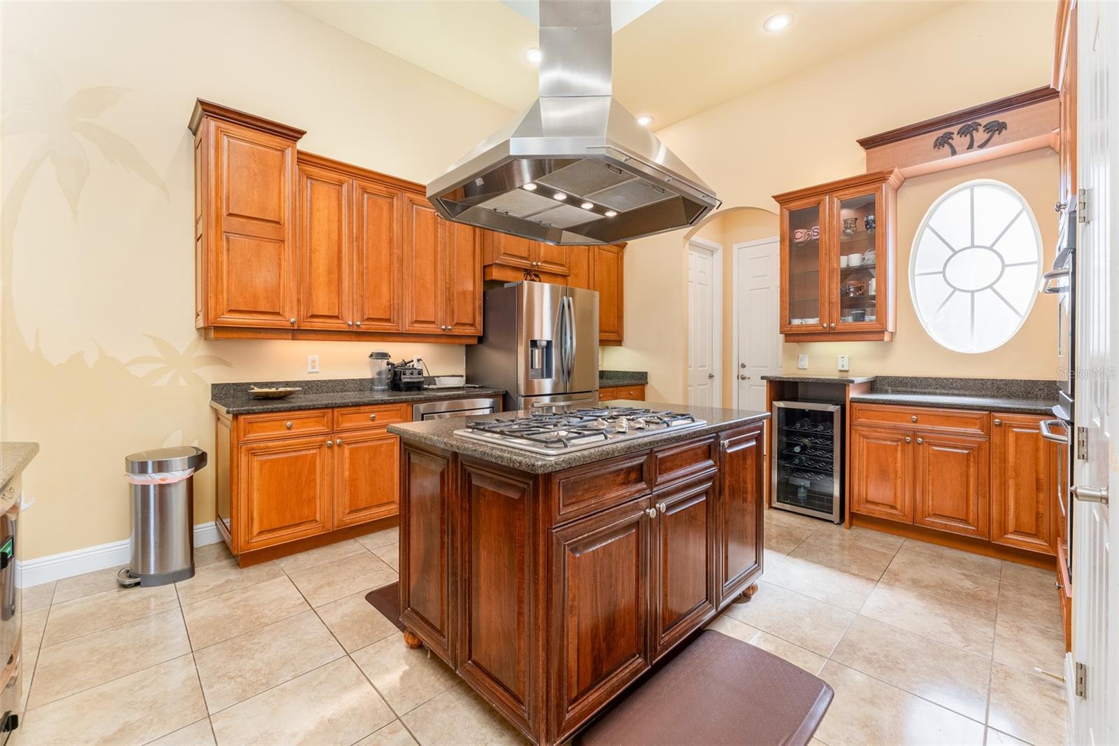 A RESUB OF A POR OF APOLLO - Residential