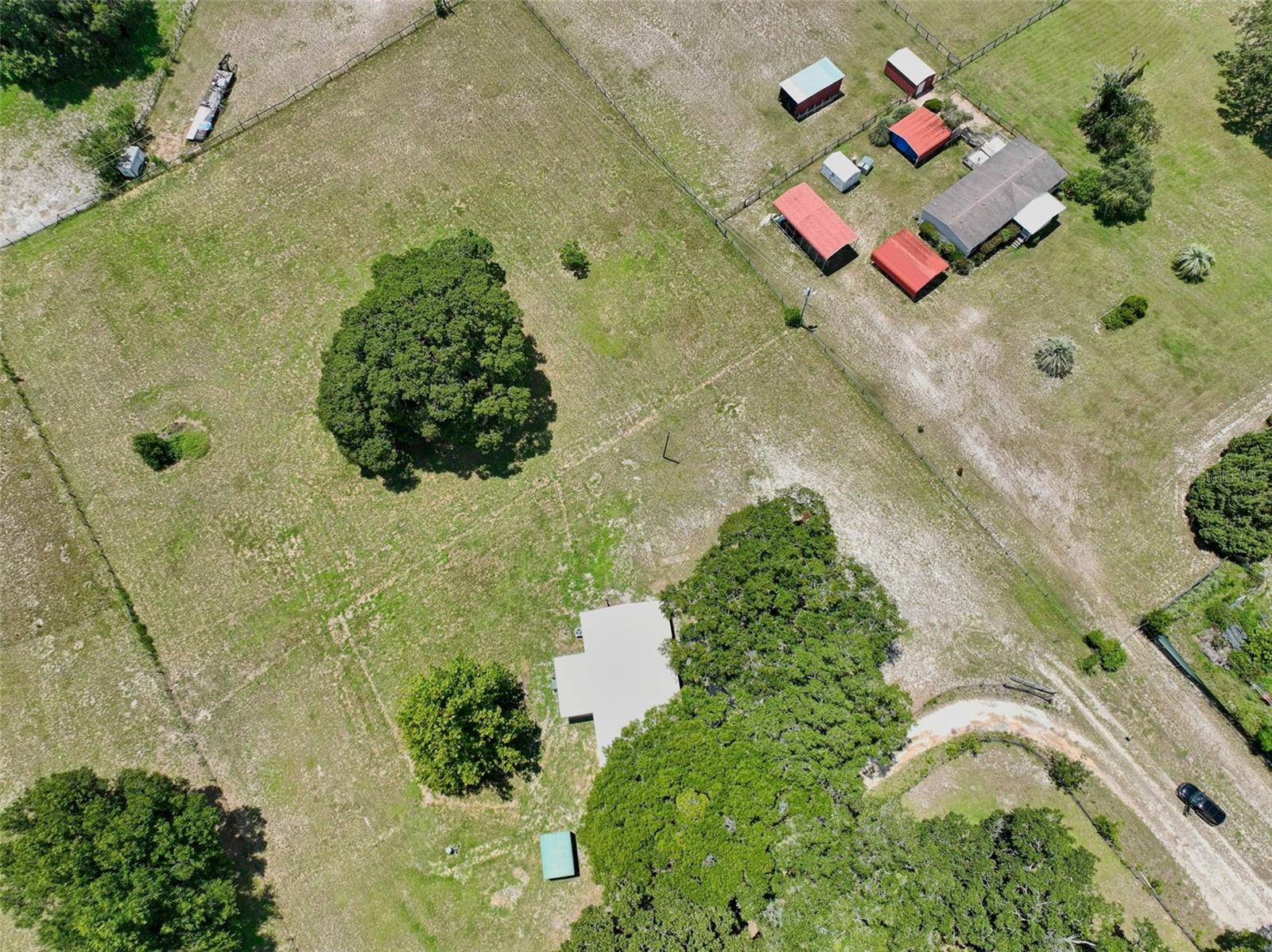 SILVER HILLS - Residential