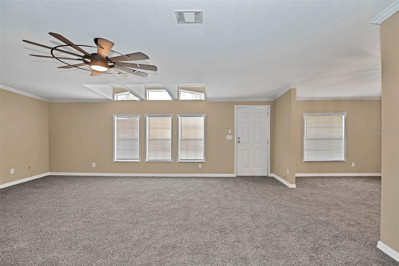 SILVER HILLS - Residential