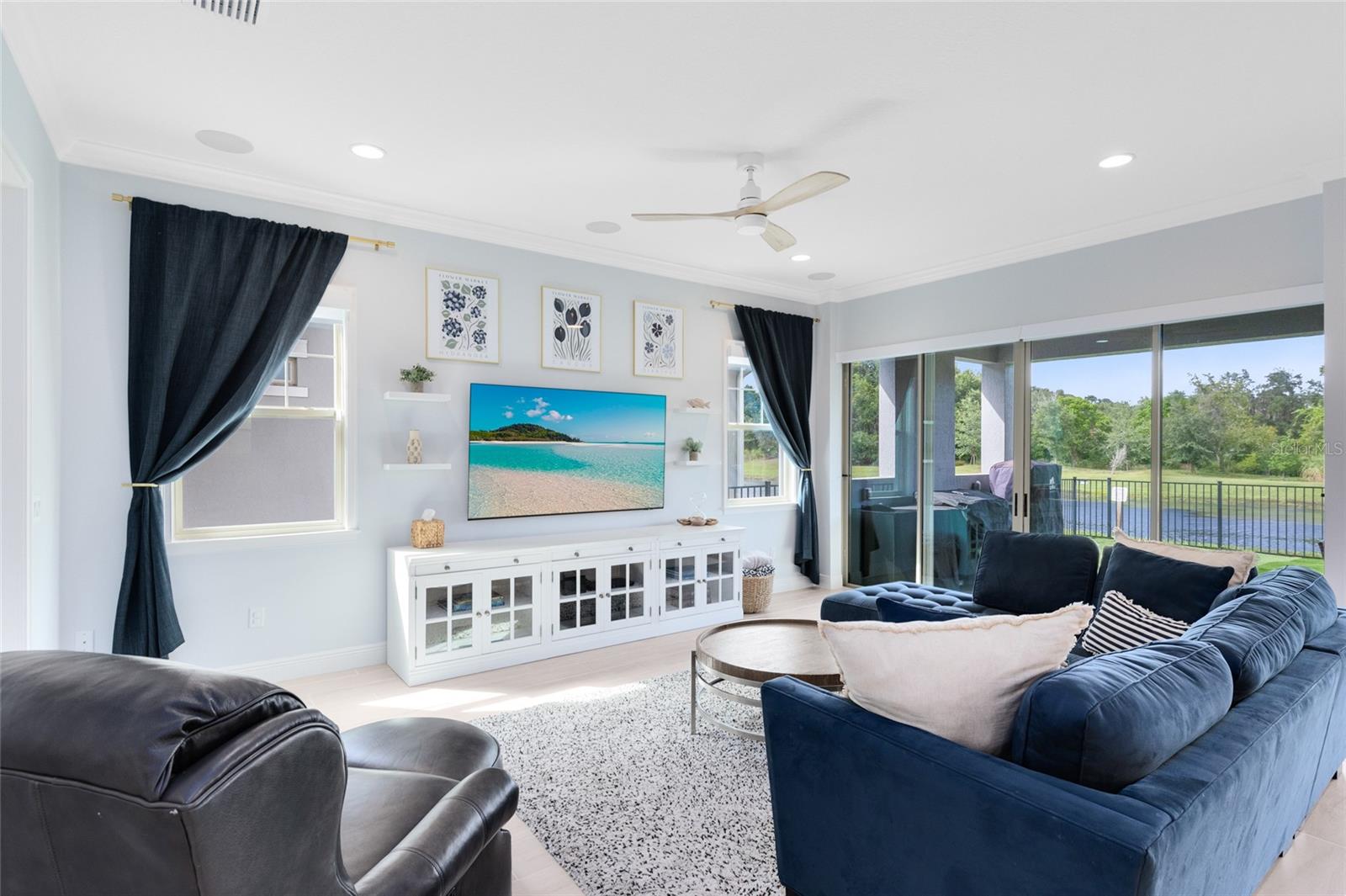 EAGLE CREEK - Residential