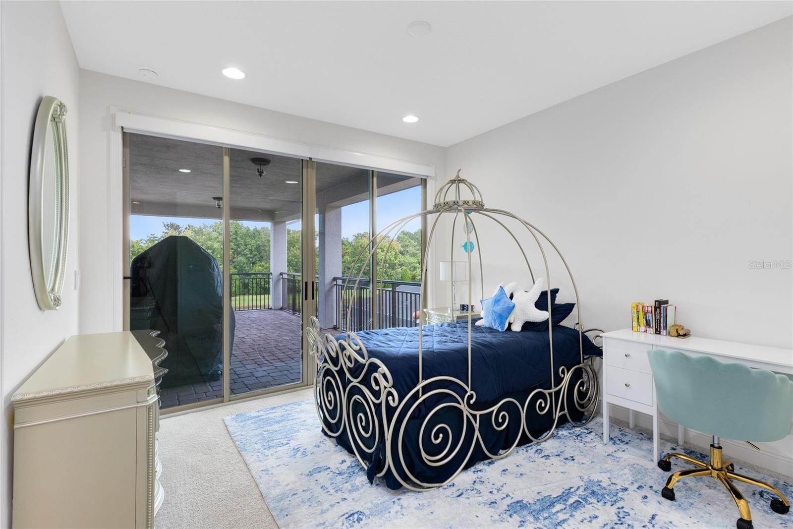 EAGLE CREEK - Residential
