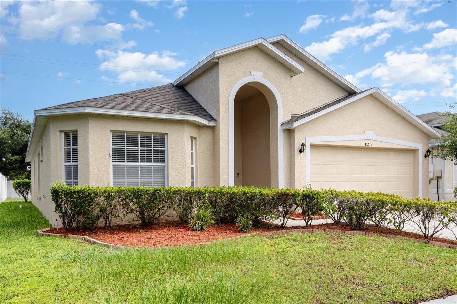 8214 CARRIAGE POINTE DRIVE